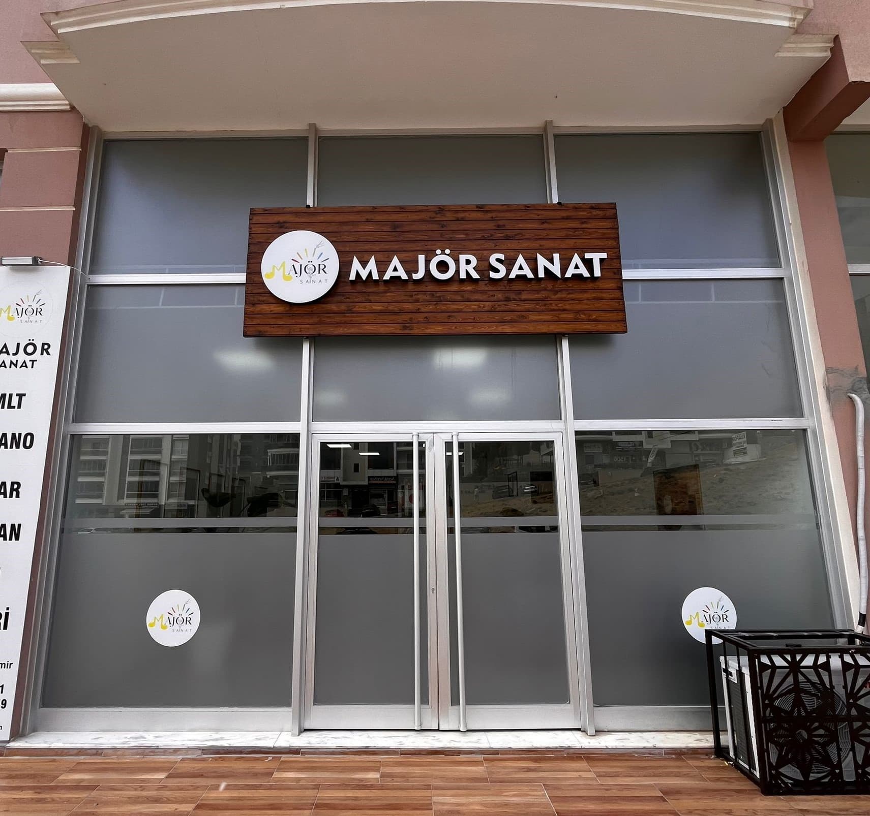 Giriş